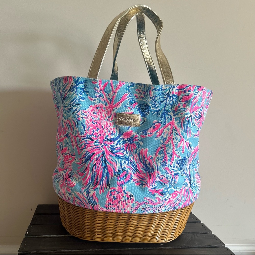 Lilly Pulitzer Celestial Blue Seek and Sea Pattern Wicker and Canvas Tote Bag